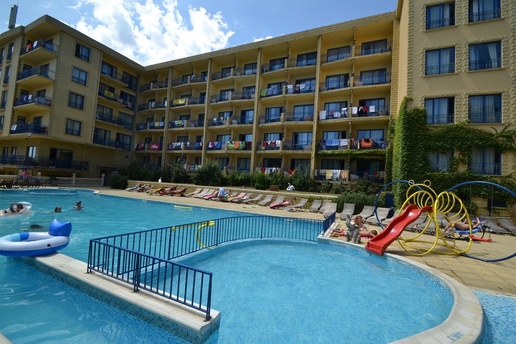 Hotel Dana Palace Goldstrand Exterior foto